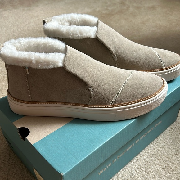 Toms Shoes - Toms Paxton